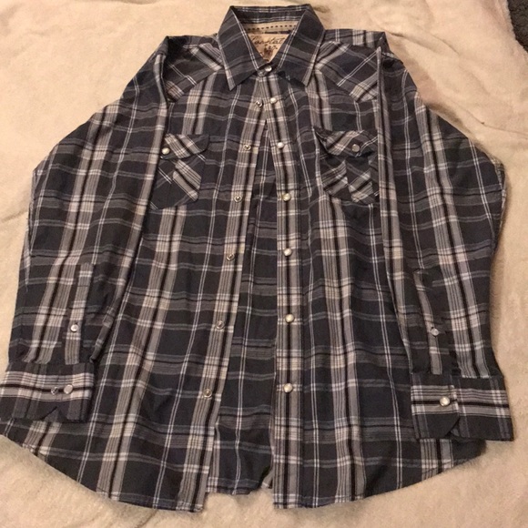 Men shirts - Picture 1 of 2